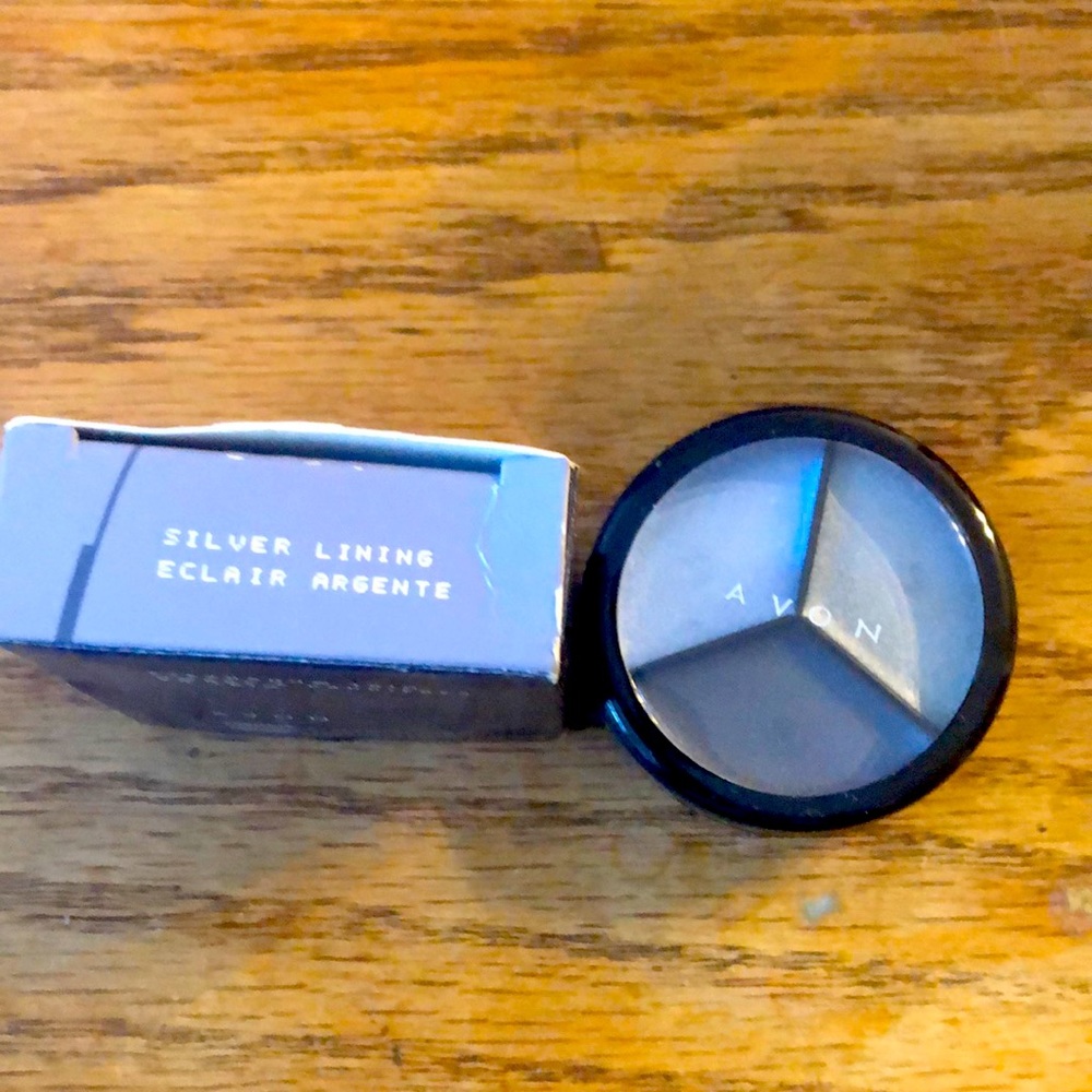 Avon eyeshadow trio